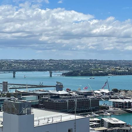 Modern 2 Bedroom Apartment 1 Minute To Skytower 奥克兰 外观 照片