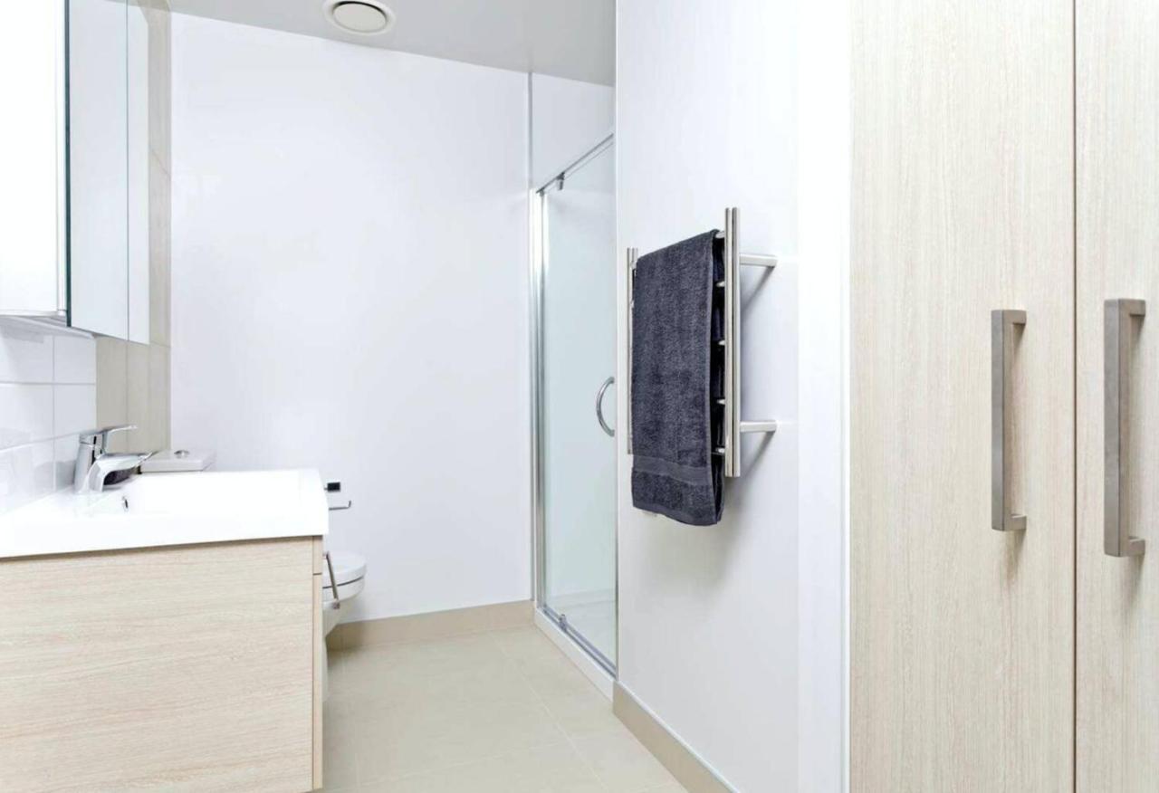 Modern 2 Bedroom Apartment 1 Minute To Skytower 奥克兰 外观 照片