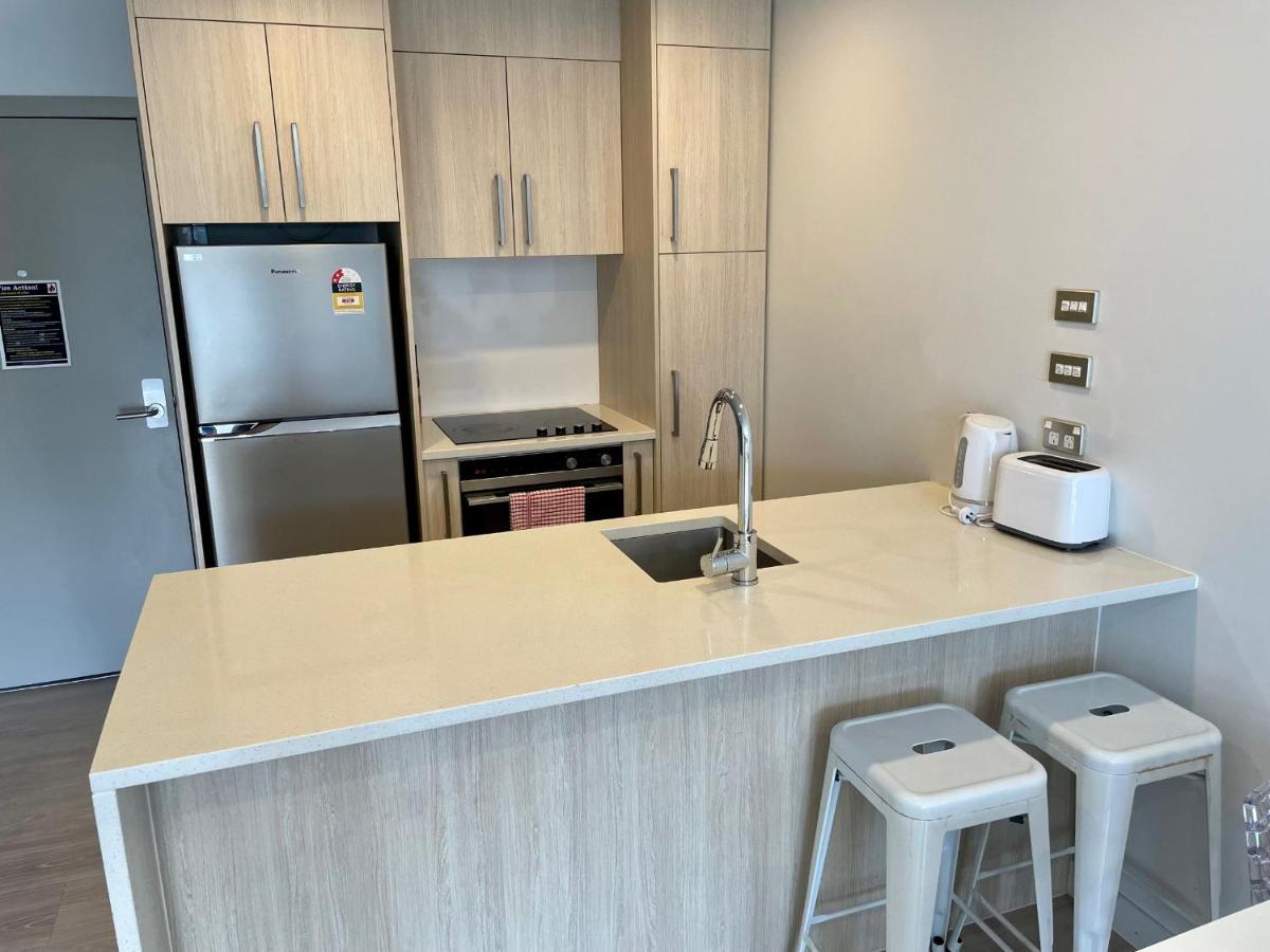 Modern 2 Bedroom Apartment 1 Minute To Skytower 奥克兰 外观 照片