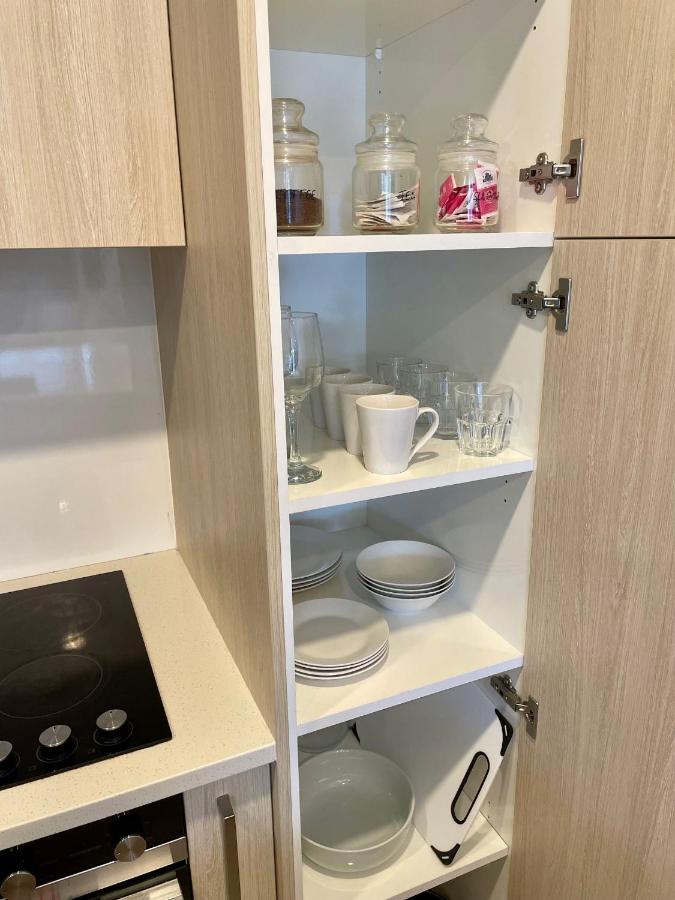 Modern 2 Bedroom Apartment 1 Minute To Skytower 奥克兰 外观 照片